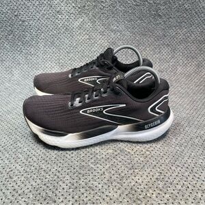 Brooks Black and White Athletic Shoes